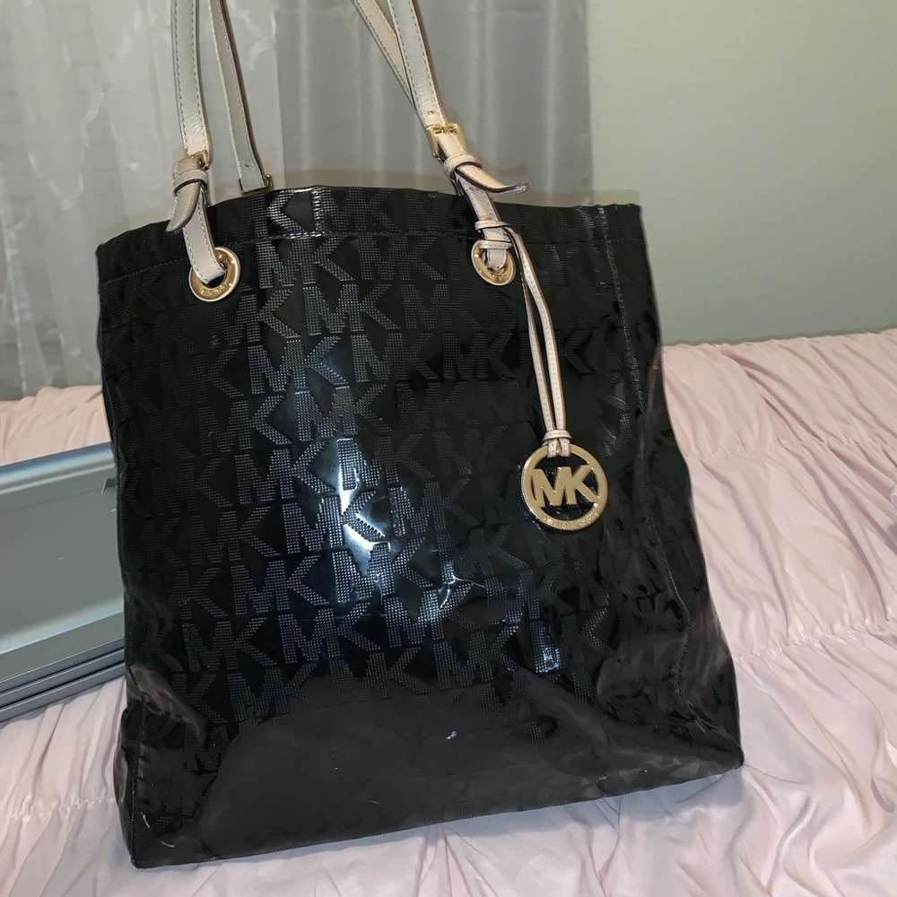 MK BLACK TOTE